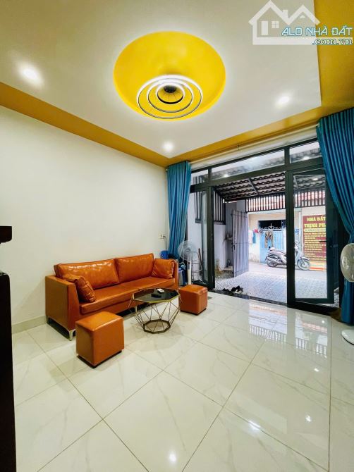 Bán Nhà Hẻm Xe Hơi Thông Thoáng – Ô Tô Đậu Trong Nhà – Phan Huy Ích – 60m² – 5,5 Ty Nhỉnh - 1