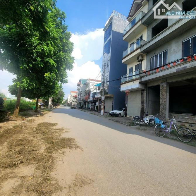 B.Á.N ĐẤT MẶT PHỐ HOÀI ĐỨC  ,  GẦN ĐẠI HỌC CÔNG NGHIỆP , KINH DOANH ĐỈNH 150M2, 19 TỶ 8 - 1