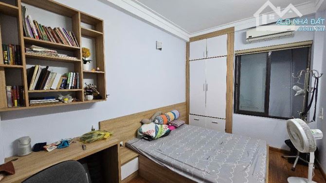 Bán nhà Cầu Am, Đẹp như khách sạn 5 sao, Full nội thất xịn xò, sổ đỏ chính chủ,38m, 7 tỷ 6 - 1