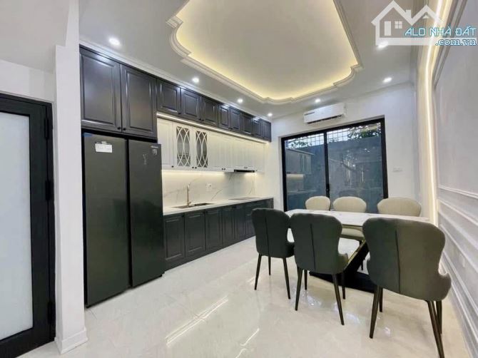 Bán nhà cầu diễn - 43m2X5 tầng- GARA - Ô TÔ - SỔ A4. Giá 6 tỷ hơn - 3