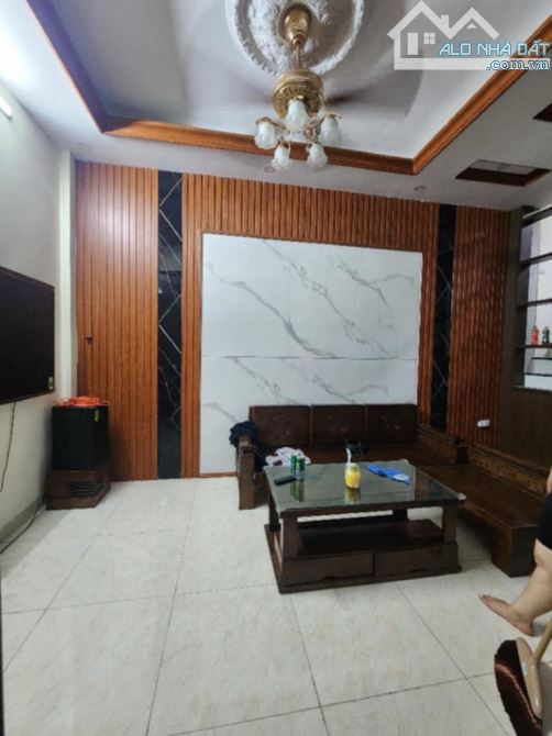 Bán nhà riêng tại Kim Giang, 6,7 tỷ, 40m2, 4PN, 3WC, chính chủ - 2