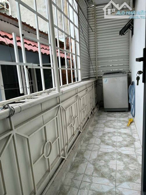 🏠 🏡 NHÀ MỚI VỊ TRÍ ĐẸP Đường Phú Mỹ 📏 DT 20m2 (5.75 x 3.4m), 1 lầu, 1 lững, 2WC, 2PN - 2