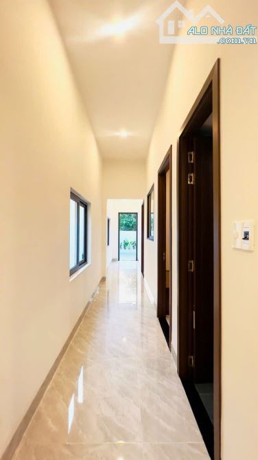 Nhà đẹp mt Trần Hưng Đạo- 182m2, ngang 6m, 3PN, full nội thất- có dòng tiền- nhỉnh 6tỷ - 3