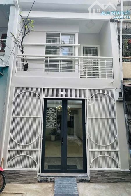 NHÀ BÁN HẺM XE HƠI -CÁCH MẠNG THÁNG 8 -QUẬN 1O-2 TẦNG 36M2 -NHÀ VÀO Ở NGAY - 3