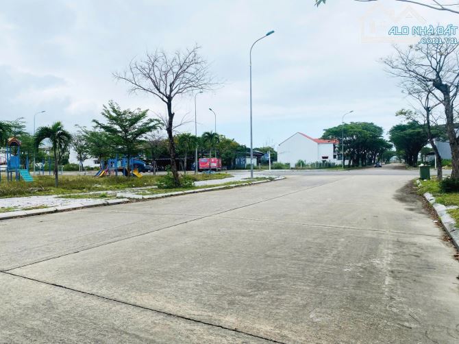 Bán đất đẹp Golden Hills, đường 10m5, ngay trung tâm khu A, trực diện Công Viên - 4