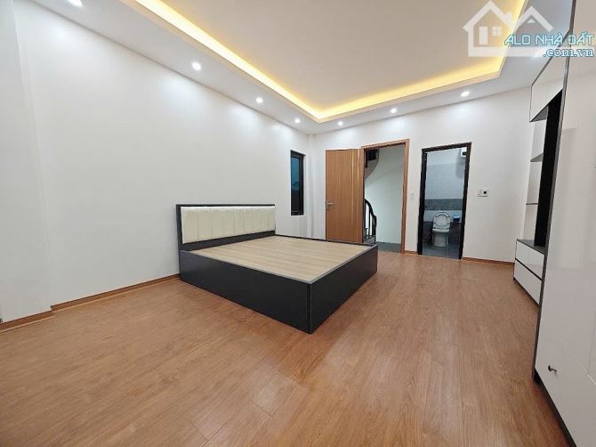 Nhà đẹp Đức Diễn , 43m² , 5 tầng 4 phòng , gần ôtô dân trí cao , hơn 6 tỷ chỉ xách vali về - 4