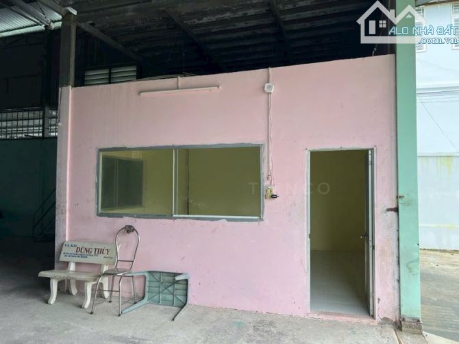 Cho thuê 1.100 m2 mặt tiền thị trấn Cái Tắc 25 triệu - 5