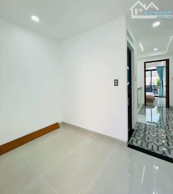 Nhà đẹp, mới ngay đường Hậu Giang, Quận 6. DT: 44m2 / 2 Tỷ 750. Sổ riêng, tiện kinh doanh - 7