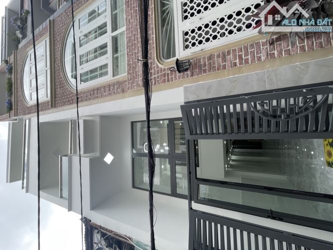 NHÀ MỚI VÀO Ở NGAY - HẺM XE HƠI - MINH PHỤNG – P.5 - QUẬN 6. -DT: 36M2 -  6 TỶ 5