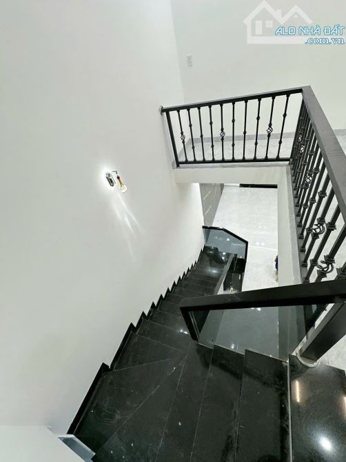Bán nhà 1 trệt 1 lầu mới gần Giáo Xứ Thuận Hòa, Tân Phong, Biên Hòa, 65m2, giá 3 tỷ 650.