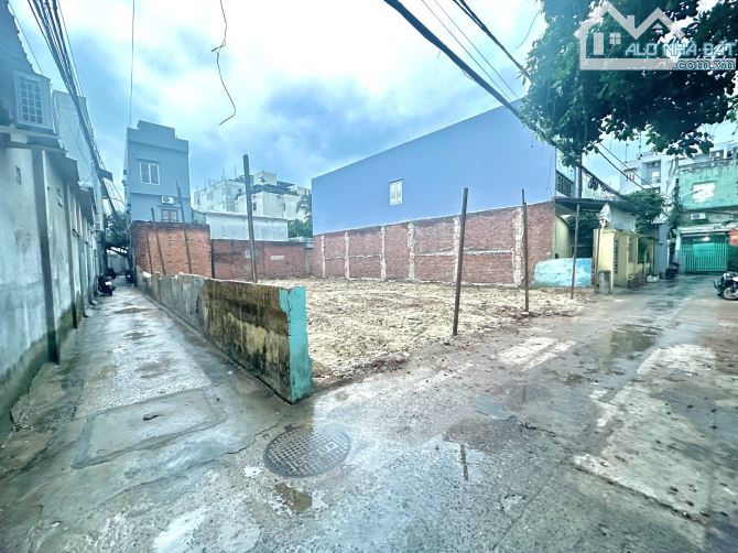 BÁN ĐẤT LÔ GÓC PHAN TỨ - 270 m² - MẶT TIỀN 33m-CÁCH BIỂN MỸ KHÊ 300M-RẺ NHẤT KV CHỈ 100TR/