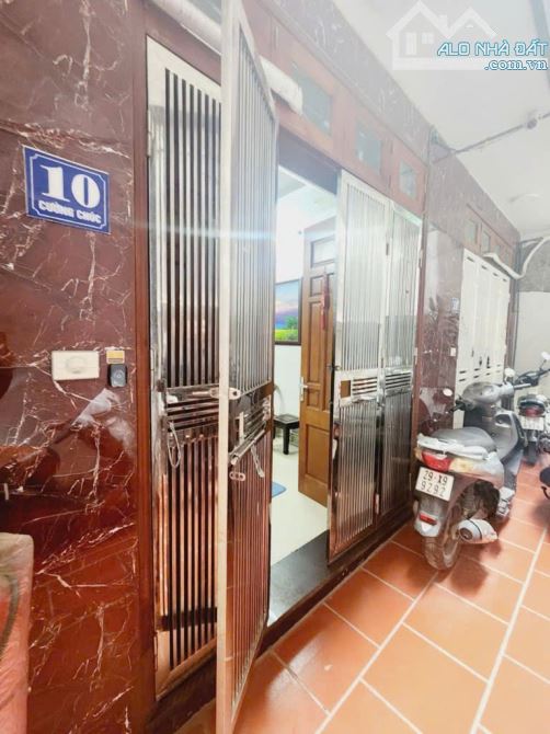 ĐỘI CẤN - SIÊU ĐẸP - 10M MẶT PHỐ, TRƯỚC NHÀ THOÁNG, Ô CHỜ THANG MÁY, TẶNG NỘI THẤT CƠ BẢN.