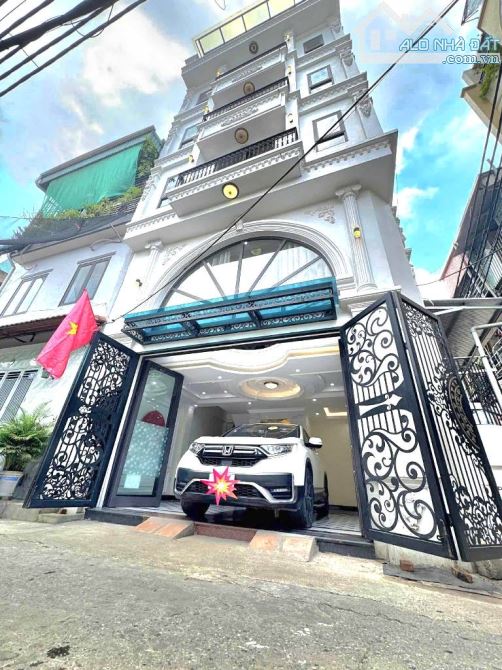 Siêu phẩm nhà đẹp. Thiết kế hiện đại. Full nội thất đẹp ở sướng