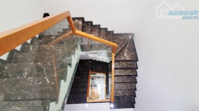 Bán gấp biệt thự mini. 155m2. Ngan 8m. Liên khu 4-5. Chỉ 11.3ty