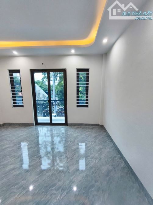 Bán nhà 4 tầng 70m² Hưng Đạo Hà Nội ô tô vào 4.7 tỷ