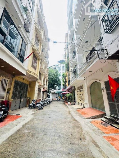 BÁN NHÀ PHẠM TUẤN TÀI CẦU GIẤY 55m2x5tầng,Mt4.8m PHÂN LÔ Ô TÔ TRÁNH VỈA HÈ KINH DOANH