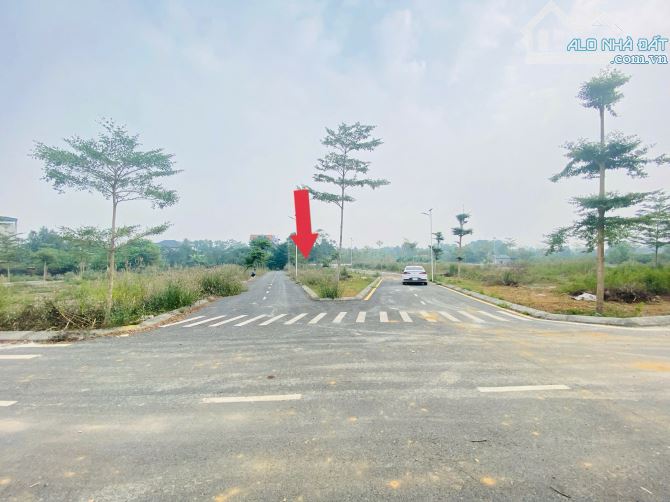 Chỉ hơn 3 tỷ sở hữu ngay lô đất 70 m nằm trong tái định cư khu công nghệ cao Hoà Lạc
