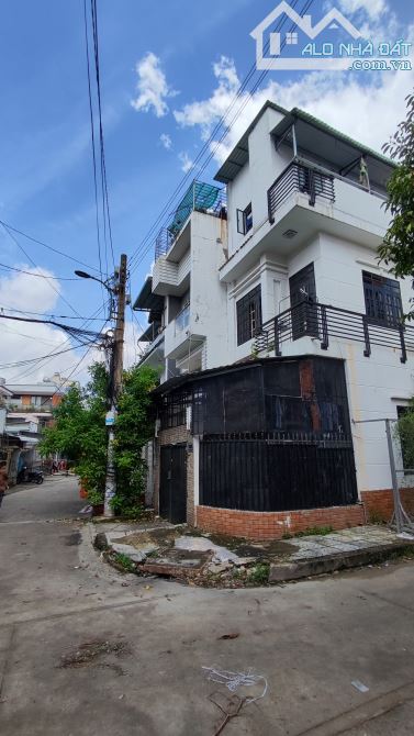 Mặt tiền kinh doanh,  chợ An Nhơn,  p6, GV,  100m2,  đường oto tránh 10.6Tỷ