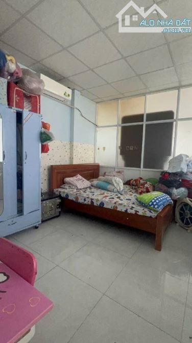 📍BÁN GẤP HẠ 500TR NHÀ TÂN BÌNH DT( 4*16) CÁCH MẶT TIỀN 1 CĂN8