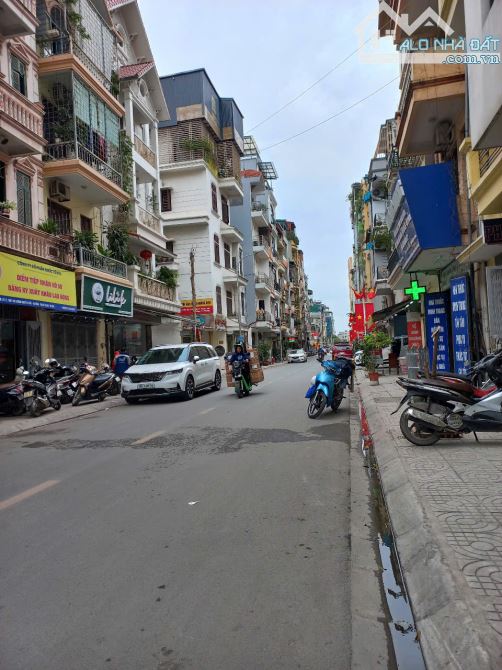 BÁN NHÀ THANH XUÂN, PHÂN LÔ OTO TRÁNH KINH DOANH, 50M2 LÔ GÓC 2 MẶT THOÁNG, CHỈ 22.X TỶ