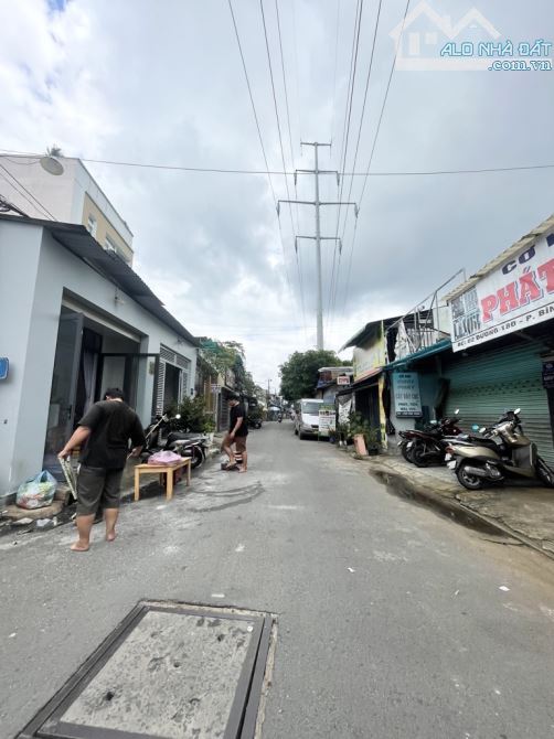 Bán Nhà 2 MTKD - Ngay Gò Xoài - BHH A - Xe Hơi Ngủ Trong Nhà - DT 65m2 - SHR - Nhỉnh 3 Tỷ