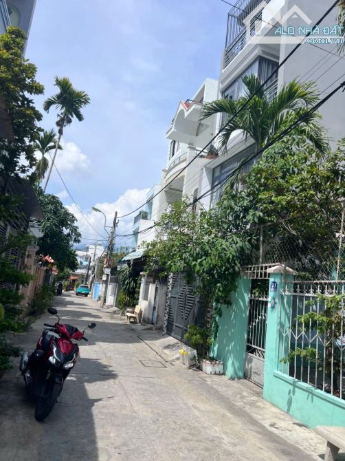 🔥 BÁN LÔ ĐẤT HIẾM – GẦN BIỂN – TẶNG NHÀ CẤP 4 – VỊ TRÍ SIÊU ĐẸP KINH DOANH HOMESTAY