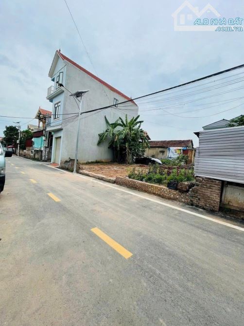 50m Trục chính KD Đan Phượng, 3 ô tô tránh. Tc nhỉnh 3 tỷ.