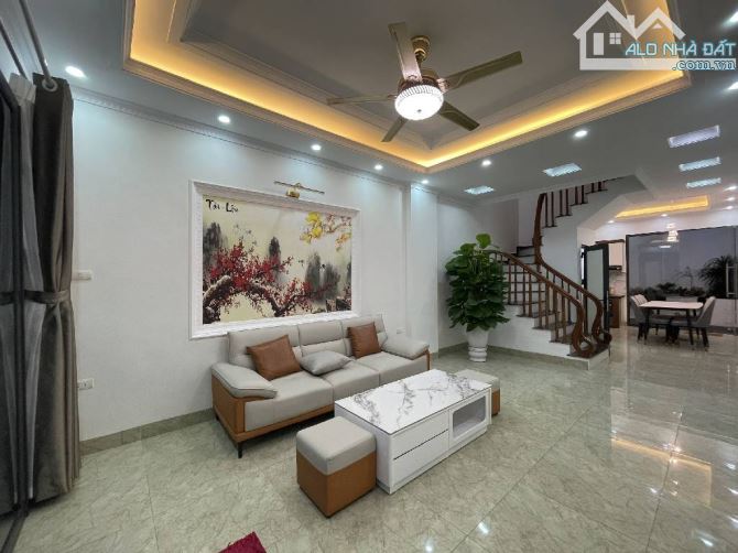 🏡 Bán nhà phân lô Ô tô đỗ cửa - Thanh Am  .Long biên - Fuil Nội Thất !   ✨ Diện tích: 56m