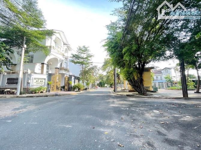 Lô Đất thổ cư Khu dân cư TÂN TIẾN, Tân Thới Hiệp, DT 135m2 (5 x 27), đường 8m khu VIP.