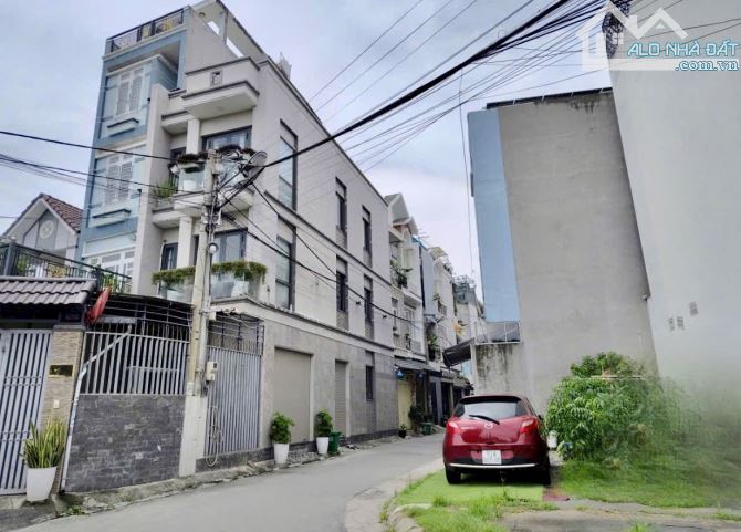 Đất hẻm 1/1/ đường 30 P.Linh Đông. Hẻm xe hơi vào tận đất ngang 6.8m