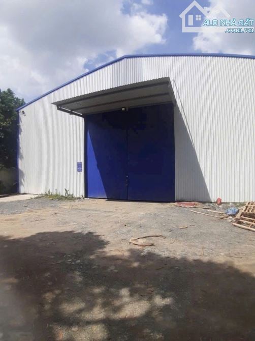 Cho thuê Xưởng SX Tổng DT 1500m2 Thuộc Phú Sơn _Trảng Bom_ Đồng Nai.  + DT Xưởng: 1200m2