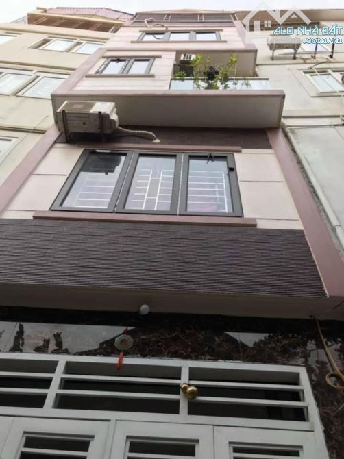 Bán nhà Mỹ Đình, Nam Từ Liêm, 5 tầng, ô tô đỗ cổng, giá 6.9 tỷ
