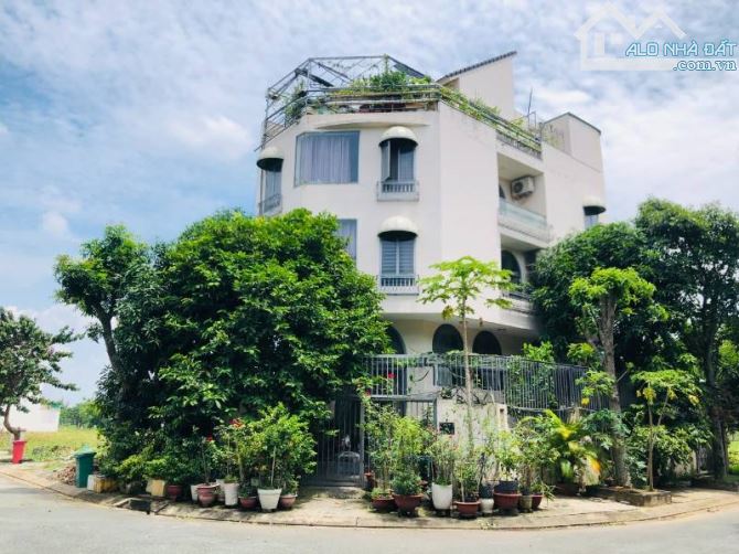 Bán Nhà 2 Mặt Tiền 10x20m căn góc đường số 23 và 26, KDC Vạn Phát Hưng, Phú Xuân, Nhà Bè
