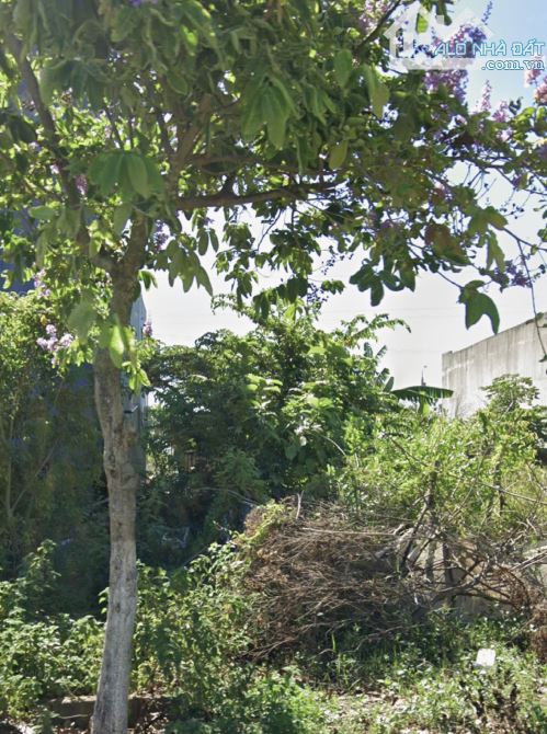 Chỉ có 4,X Tỷ - Lô kẹp cống, cạnh ngã 4 TĐC Bá Tùng, cầu Khuê Đông - 120m2 (Mặt tiền 6m)