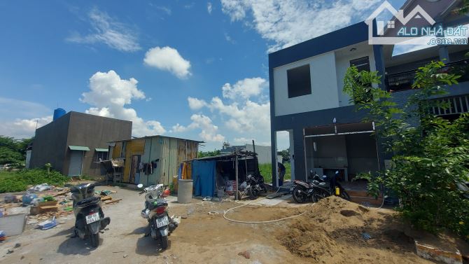 BÁN LÔ ĐẤT 200M2- GIÁ 1 TỶ 400TR- KDC HẢI SƠN-TÂN ĐỨC-GIÁ ĐẦU TƯ-GỌI CHO EM XEM ĐẤT