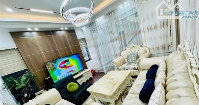 3,95 tỷ bán nhà 4 tẩng ngõ 46, Lạch Tray, Hàng Kênh, Lê Chân  + Nhà cực đẹp, lô góc 2 mặt