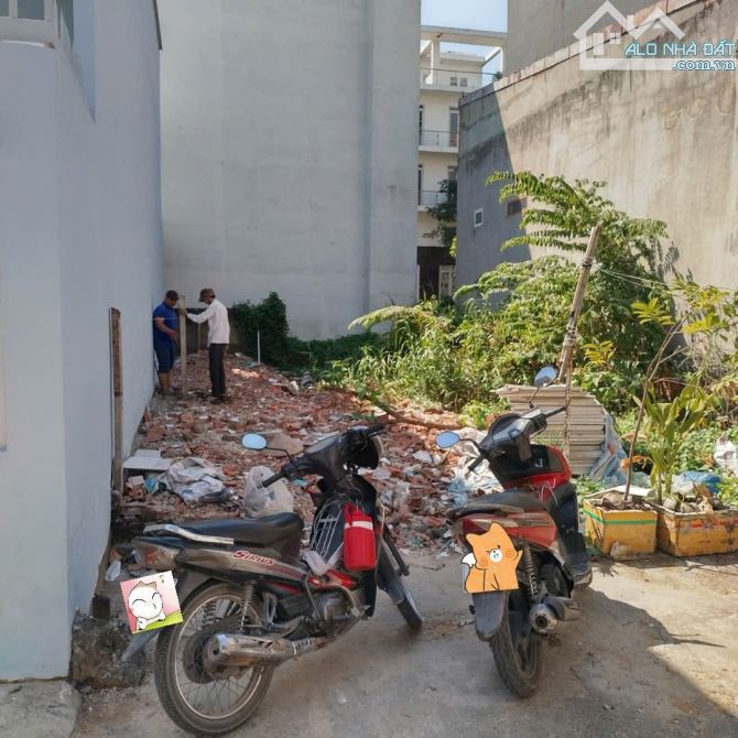 Đất Đẹp 6,5x15,5 gần Đại Học Quận 12