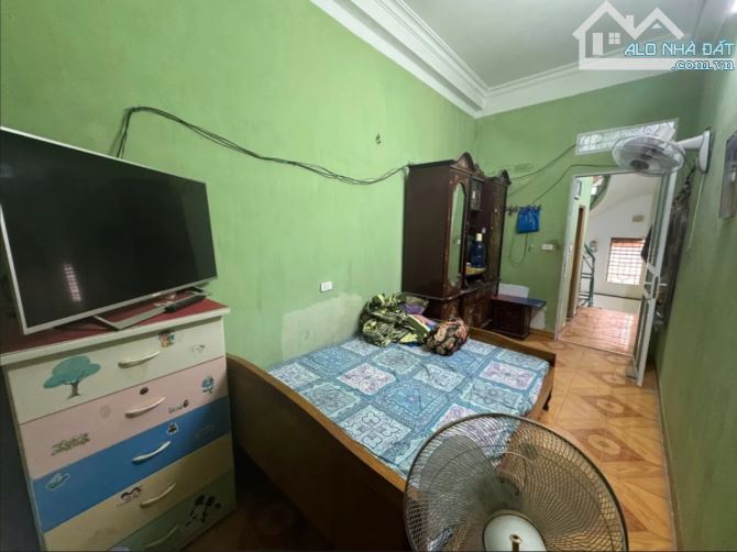 CẦN BÁN NHÀ ĐÔNG NGẠC 37M2, 3 T, 6 TỶ NHỈNH, NHÀ ĐẸP, MẶT PHỐ KINH DOANH,  Ở NGAY.