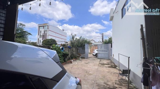 🆘🆘BÁN ĐẤT TẶNG NHÀ HẺM 78 Moanl            ❗️Diện tíc
