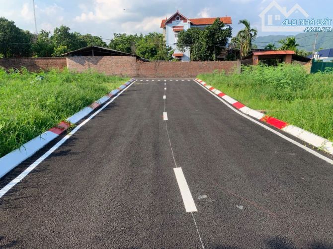 Bán Đất – Gò Gạo (Minh Trí – Sóc Sơn) – 107m² – 2,3 Tỷ – Full TC– ÔTô Tránh – Gần Sân Golf