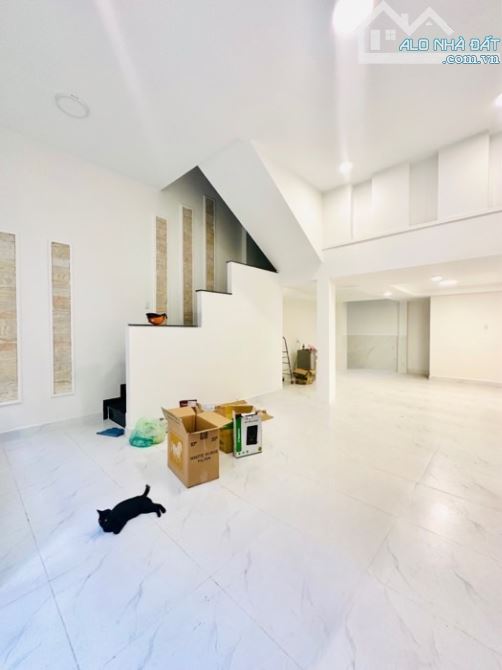 ĐẶNG VĂN NGỮ - 70M2- NGANG 5M - Ô TÔ VÀO NHÀ - 4 TẦNG - PHÚ NHUẬN - NHỈNH 14 TỶ