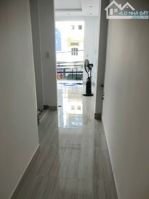 Dòng Tiền Ổn Định Nhà Phố Mặt Tiền cho thuê Nguyễn Lương Bằng - Đà Lạt - chưa đến 10 tỷ