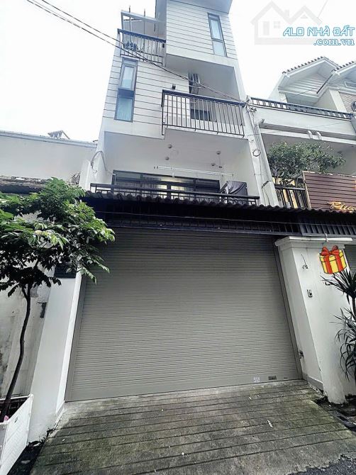 BÁN NHÀ HXH NGUYỄN HỮU CẢNH P.22 (SÁT NHẬP Q1) – DT 4.7x16m, CN 63.2m² – 1 TRỆT 1 LỬNG 3 L