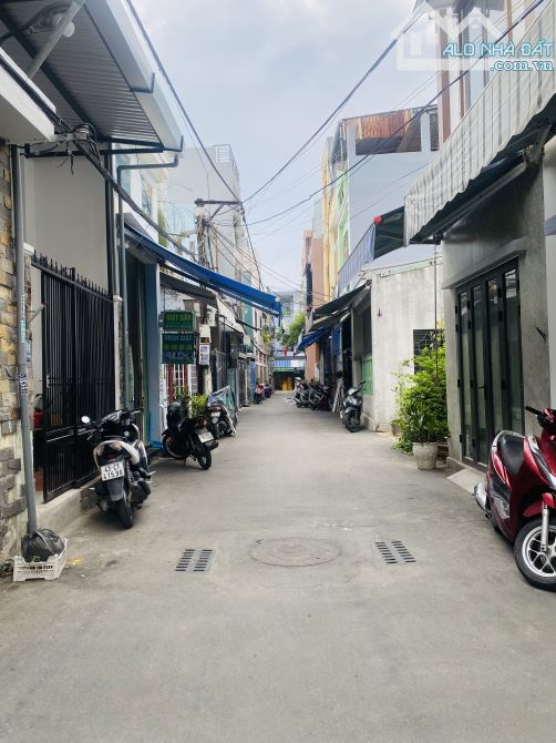 BÁN NHÀ 4 TẦNG NGUYỄN TRƯỜNG TỘ, 6 PHÒNG DÒNG TIỀN ỔN. DT 100m2 CHỈ 6.x TỶ. - 2