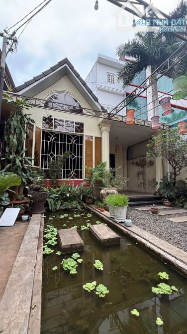 CẦN BÁN NHÀ MẶT TIỀN ĐƯỜNG HOÀNG DIỆU GẦN GIAO VỚI NGUYỄN TRI PHƯƠNG
