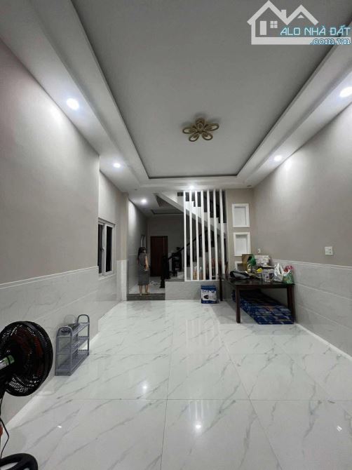 BÁN NHÀ 3 TẦNG MỚI 100% MT NGUYỄN THIỆN KẾ - CÁCH BIỂN 400M