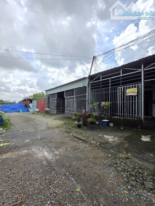 đất rẻ 827.5m2 8ty2 TL (16,2x51) gần đường Quốc Lộ 13 chỉ 500m, p.Thuận Giao, Tp.Thuận An