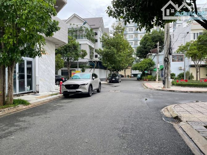 BÁN LÔ ĐẤT ĐẸP 90M2 NGUYỄN THỊ ĐỊNH P9 - HẺM 11M CÓ VỈA HÈ - (5X18) VUÔNG VẮN GIÁ 7.7 TỈ