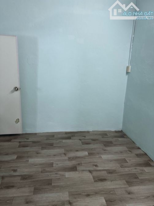 Nhà siêu rẻ khu Bành Văn Trân, Tân Bình, 55m2, DT 11 tr/ tháng, chỉ 4 tỷ X