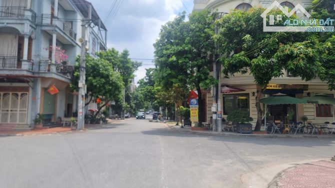 Bán đất bò sơn 4 phố bò sơn dt 80m2 + mt 5m + hướng đông nam giá 10.8 tỷ
